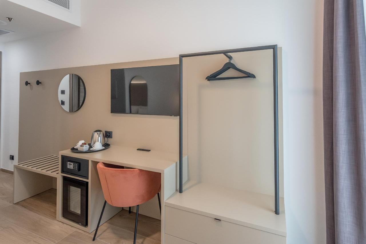 Bb Hotels Smarthotel Duomo Милан Экстерьер фото