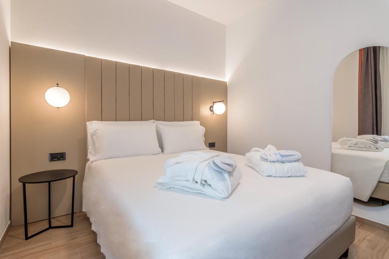 Bb Hotels Smarthotel Duomo Милан Экстерьер фото