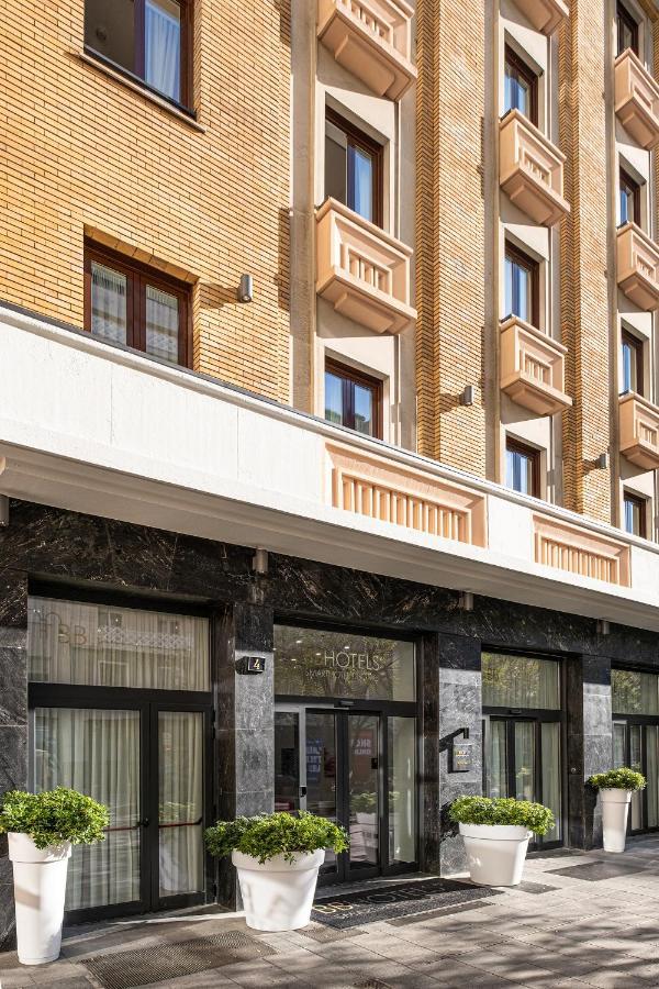 Bb Hotels Smarthotel Duomo Милан Экстерьер фото